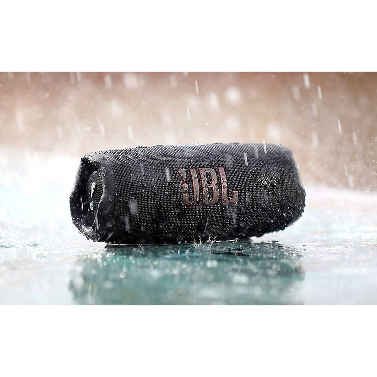 JBL Charge 5 每 Waterproof Portable Bluetooth Speaker (Black)