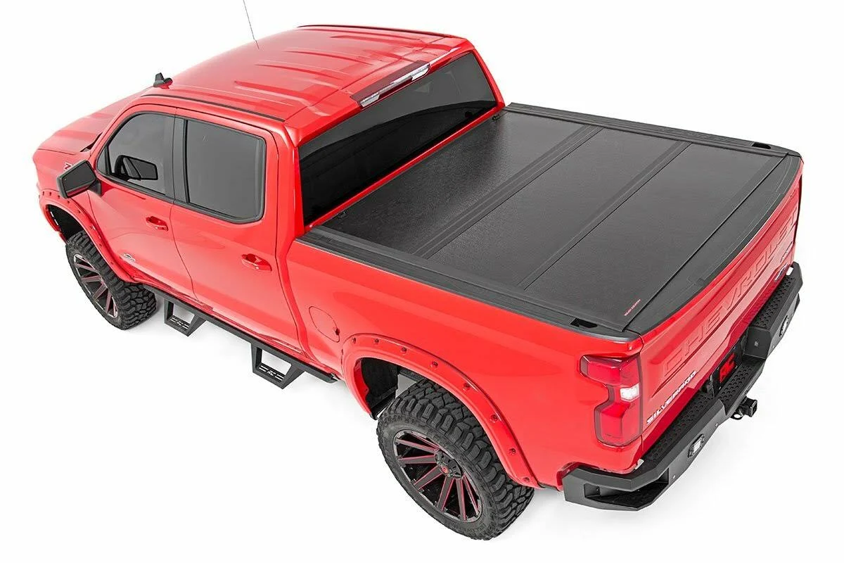 Rough Country 47120580 Hard Tri-Fold Tonneau Bed Cover