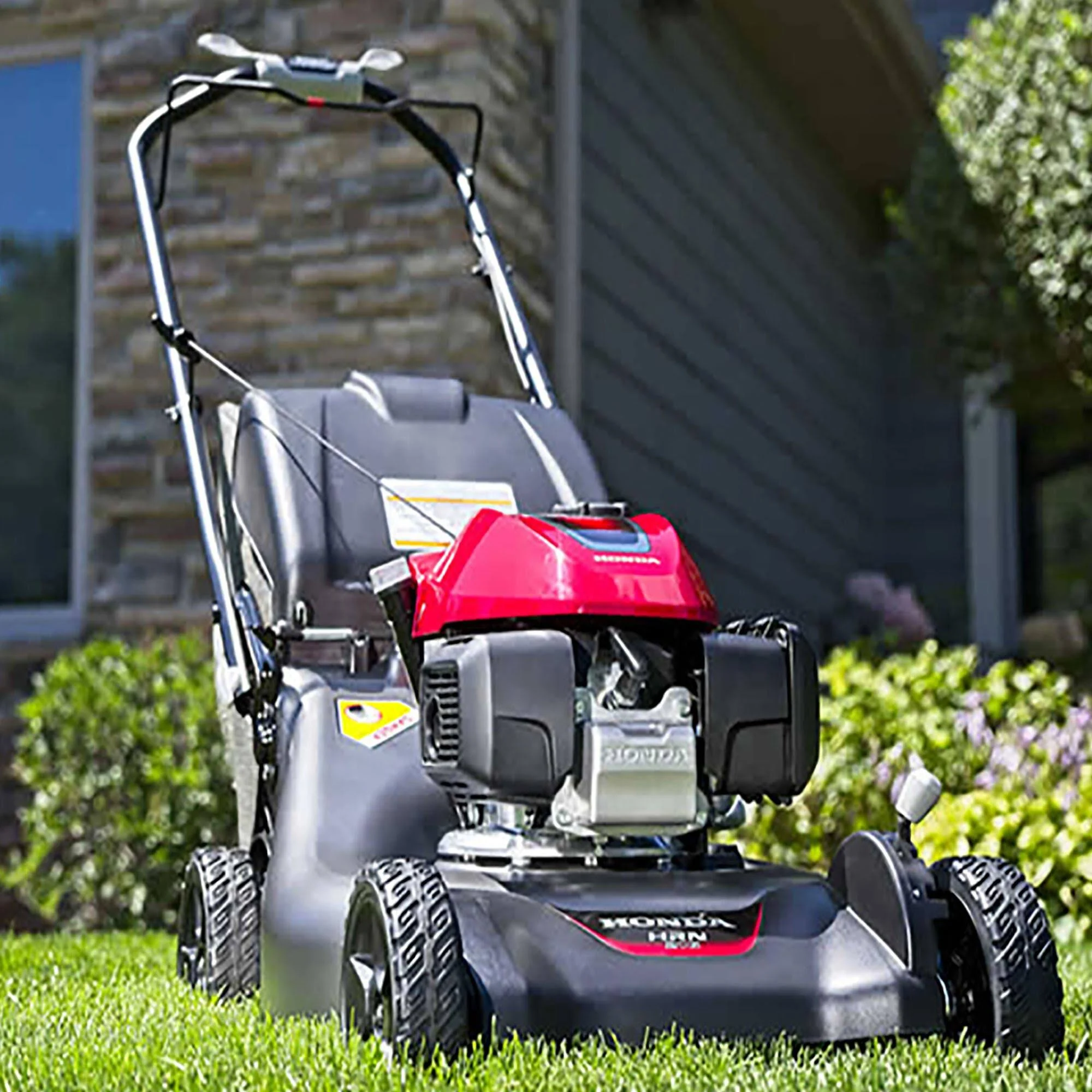 Honda HRN216VKA (21″) 167cc 3-in-1 Self Propelled Lawn Mower