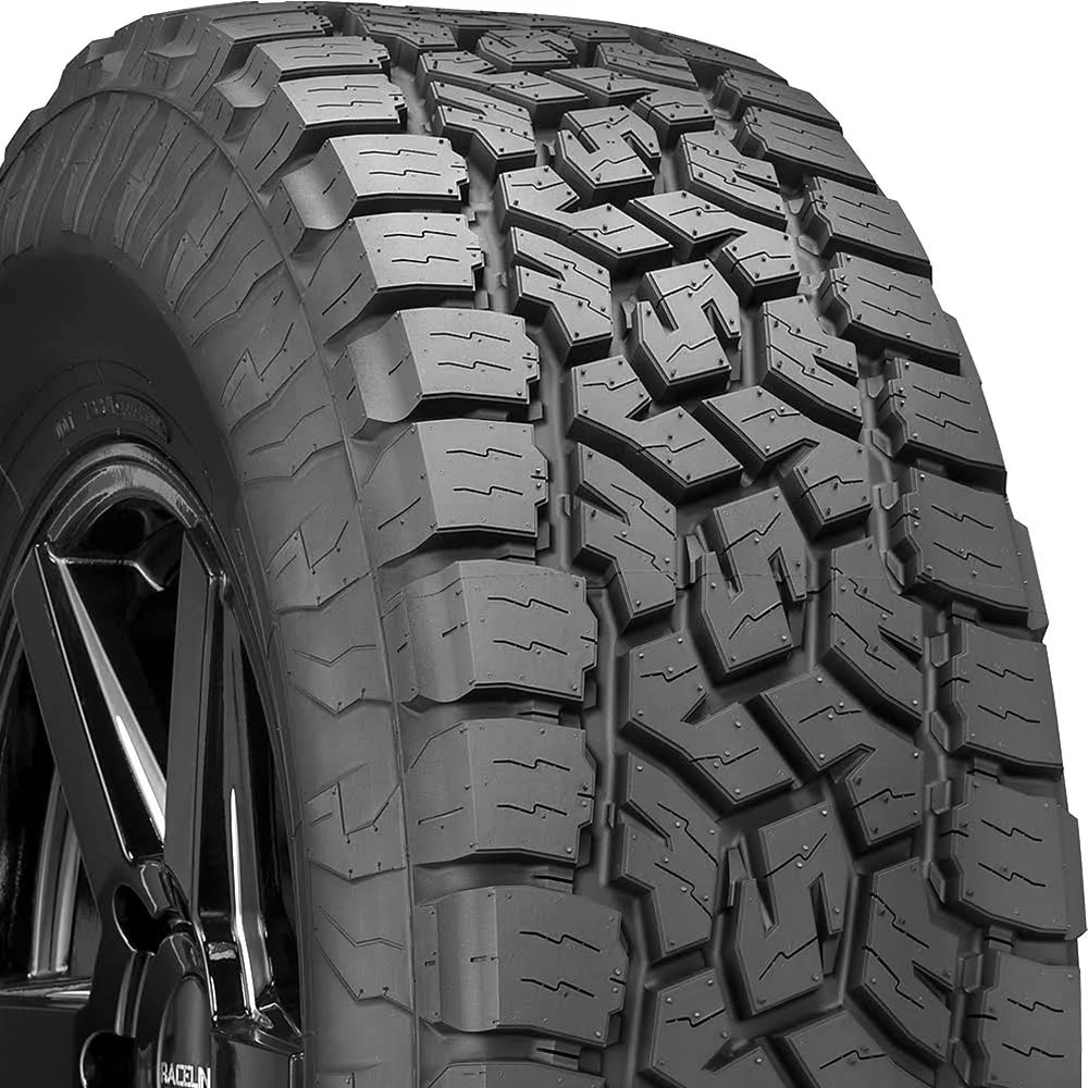 Toyo Open Country A/T III Tire ¨C P235/75R15 108T TL