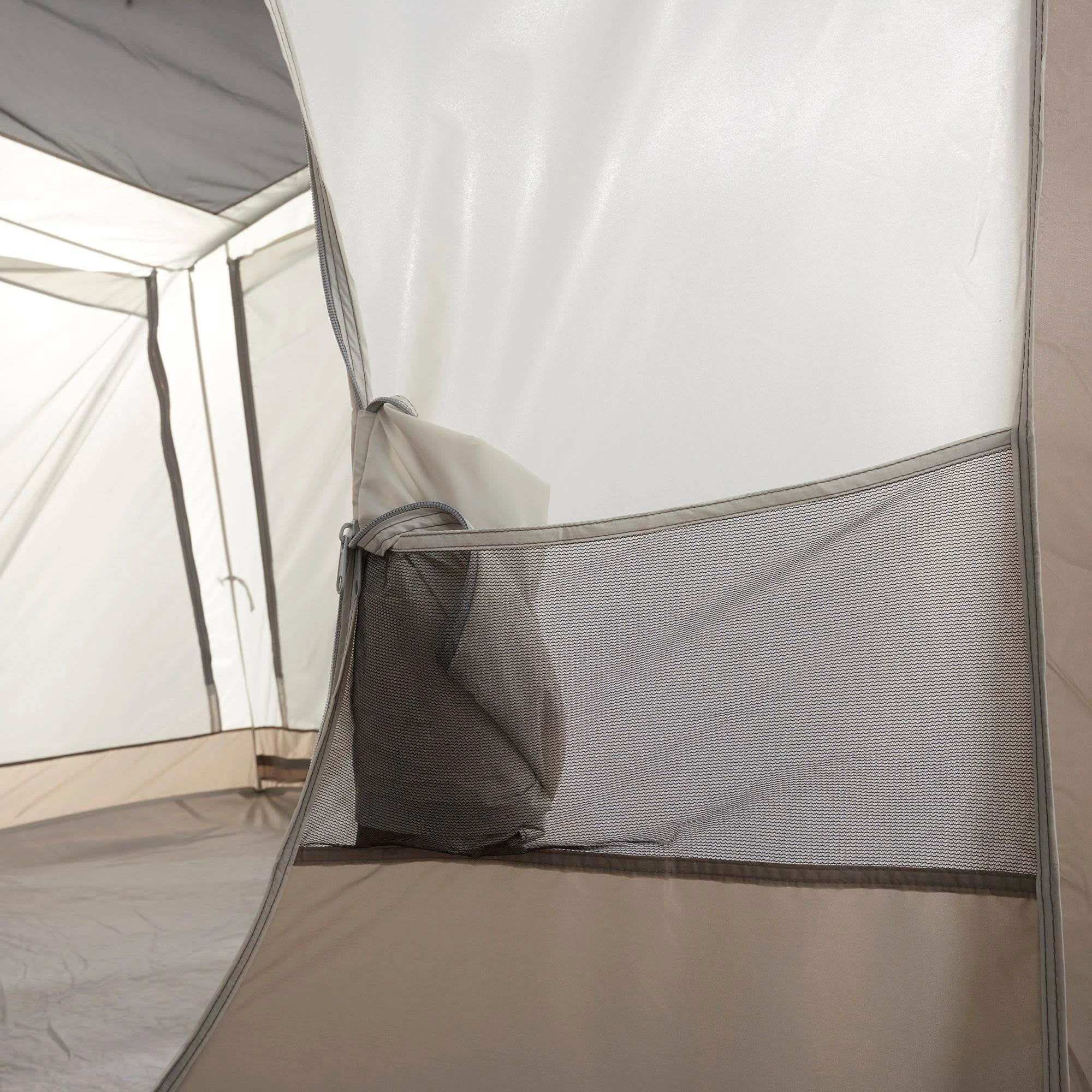 Wenzel Klondike 8-Person Screen Room Tent, Green