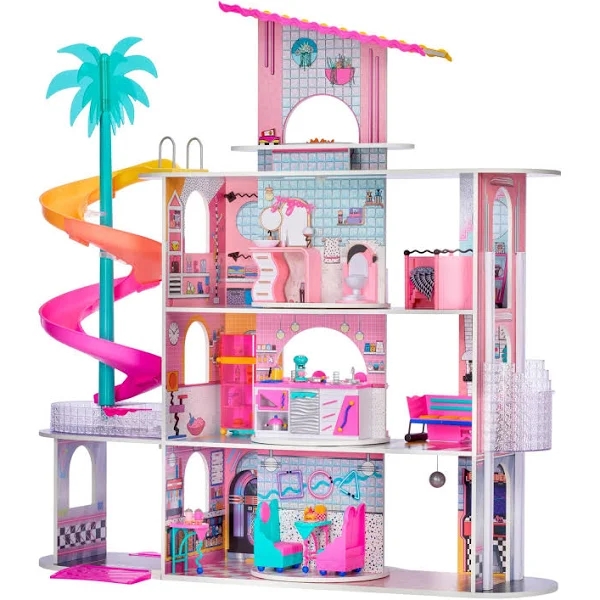 LOL Surprise OMG House of Surprises Playset