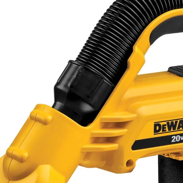 DeWalt DCV517M1 20V MAX* 1/2 Gallon Wet/Dry Portable VAC Kit