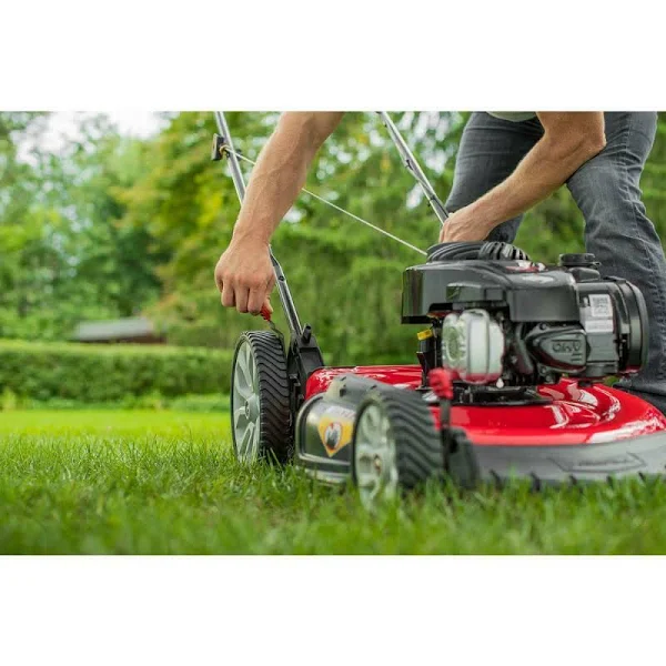 Troy-Bilt TB100 Walk Behind Push Mower with Briggs and Straton Engine