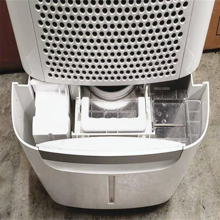 Frigidaire FAD704DWD 70 Pint Dehumidifier