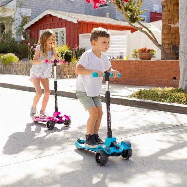 6KU Kids Kick Scooter with Adjustable Height, Lean to Steer, Flashing Wheels for Children 3-8 Years Old Black