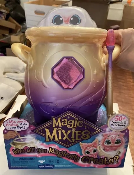 Magic Mixies Magical Misting Cauldron - Pink