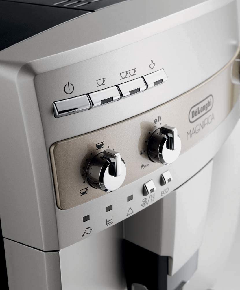 De'Longhi ESAM3300 Magnifica Super Automatic Espresso & Coffee Machine, Silver