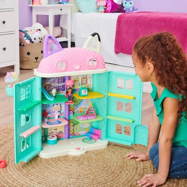 Gabby's Dollhouse 15-Piece Purrfect Dollhouse with Sounds