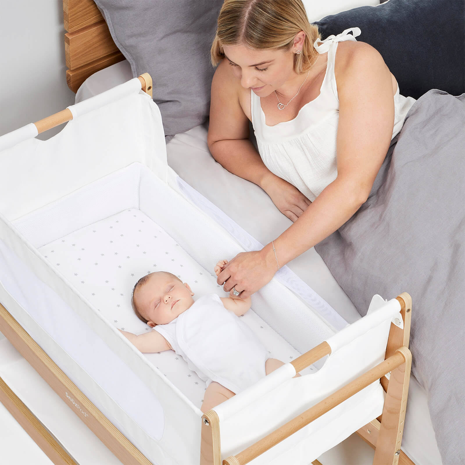 Snüz SnuzPod 4 Bedside Crib Natural