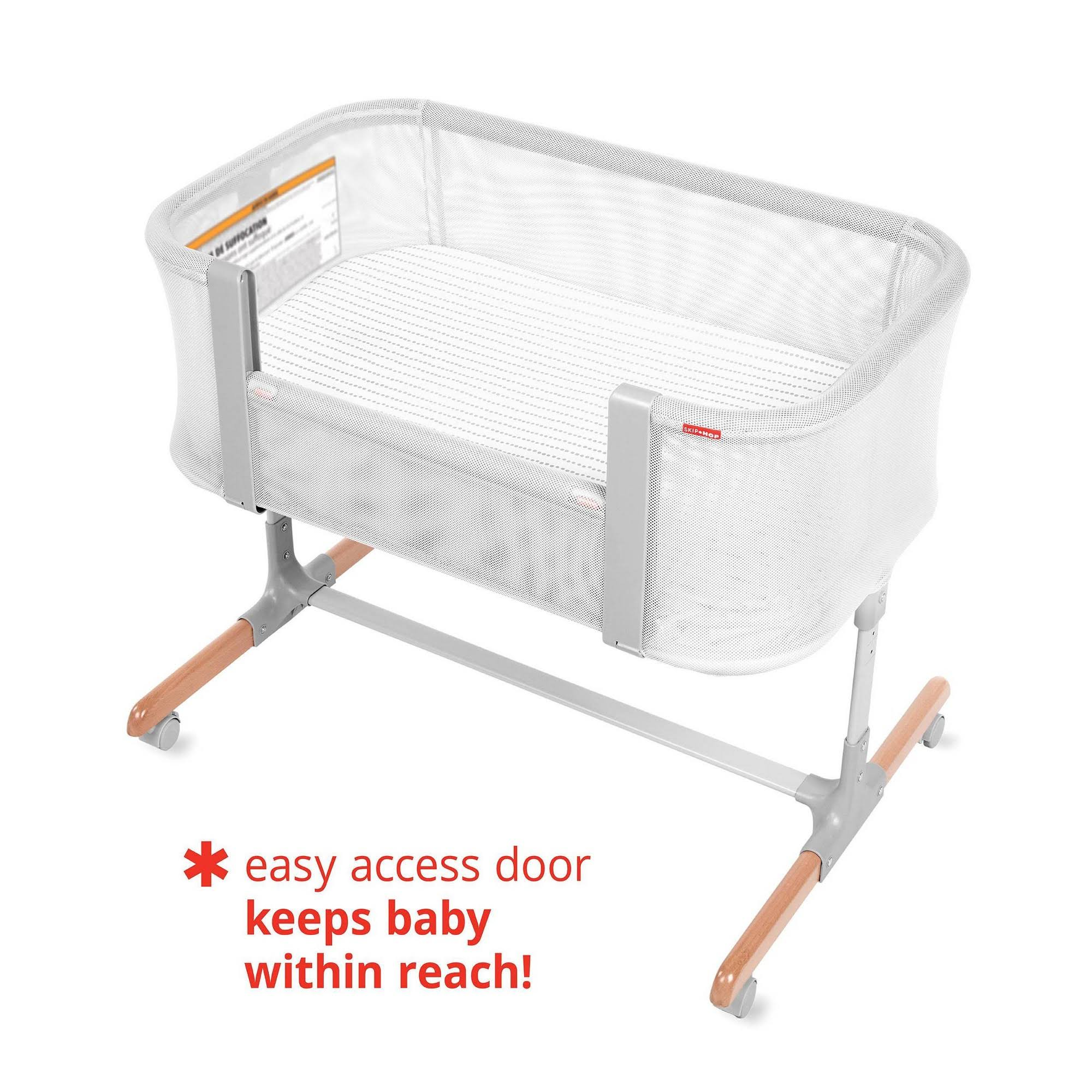 Skip Hop Cozy-Up 2-in-1 Bedside Sleeper & Bassinet ¨C Grey