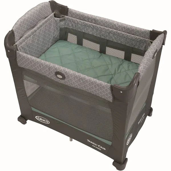 Graco ¨C Travel Lite Crib with Stages, Manor