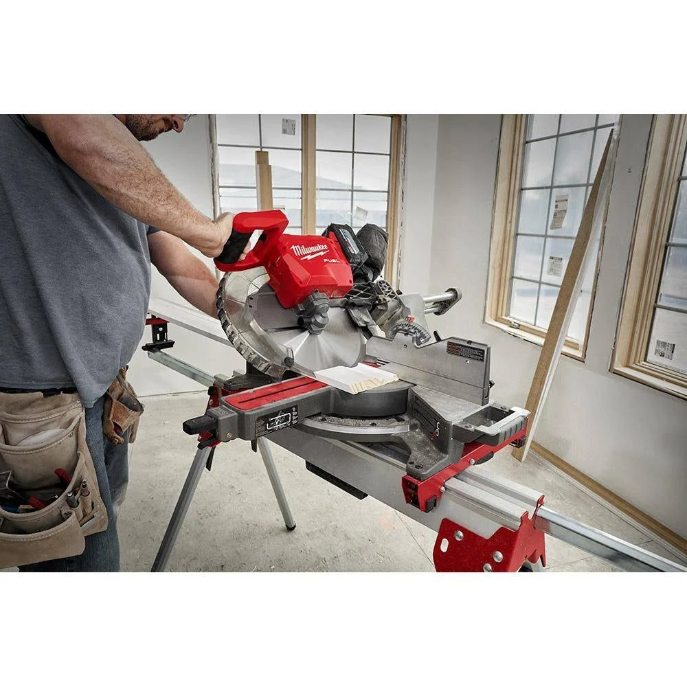 Milwaukee Tool 2739-20 M18 Fuel 12 in. Dual Bevel Sliding Compound Miter Saw