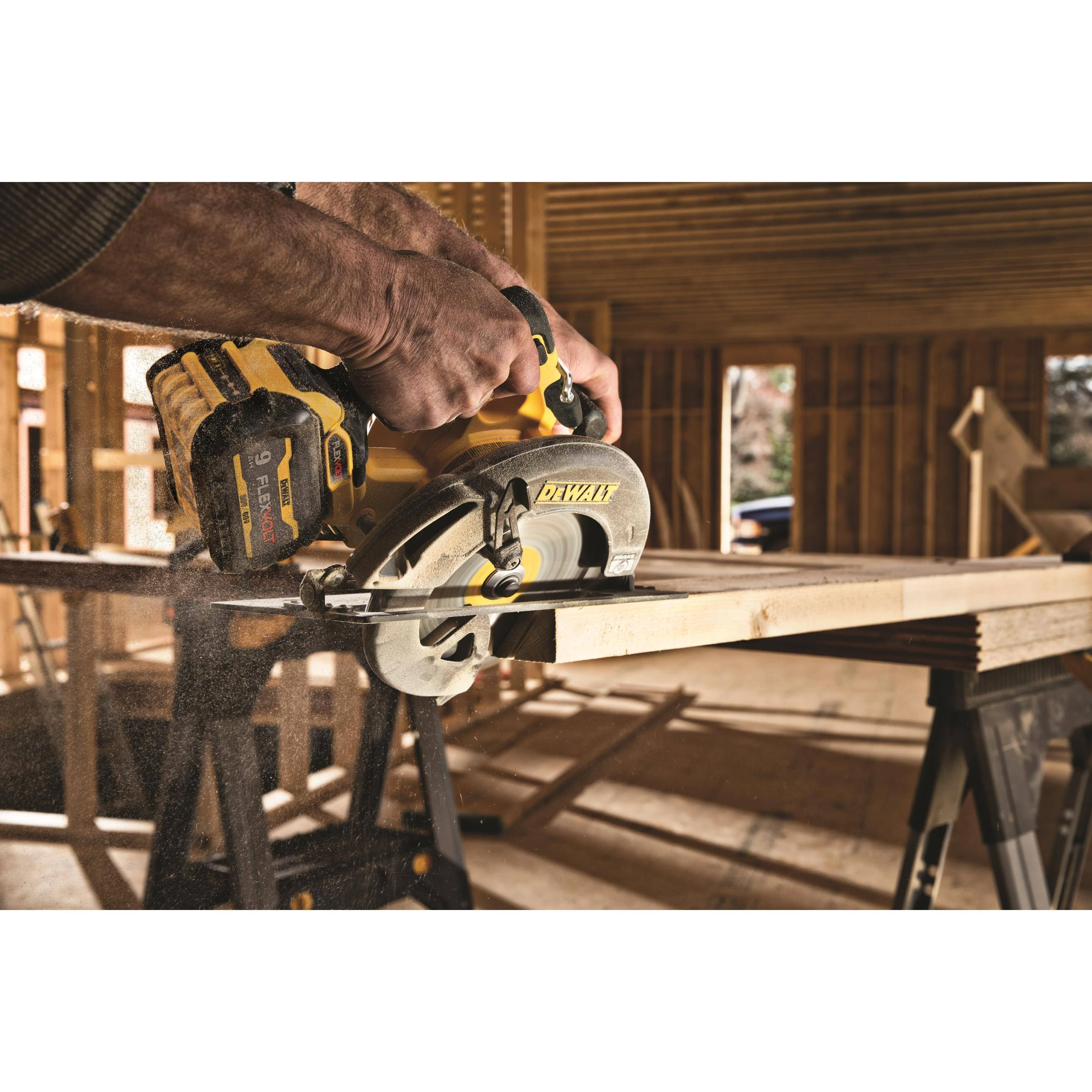 DeWalt DCS578B 60V Max FLEXVOLT 7-1/4″ Brushless Cordless Circular Saw with Brake  C Tool Only