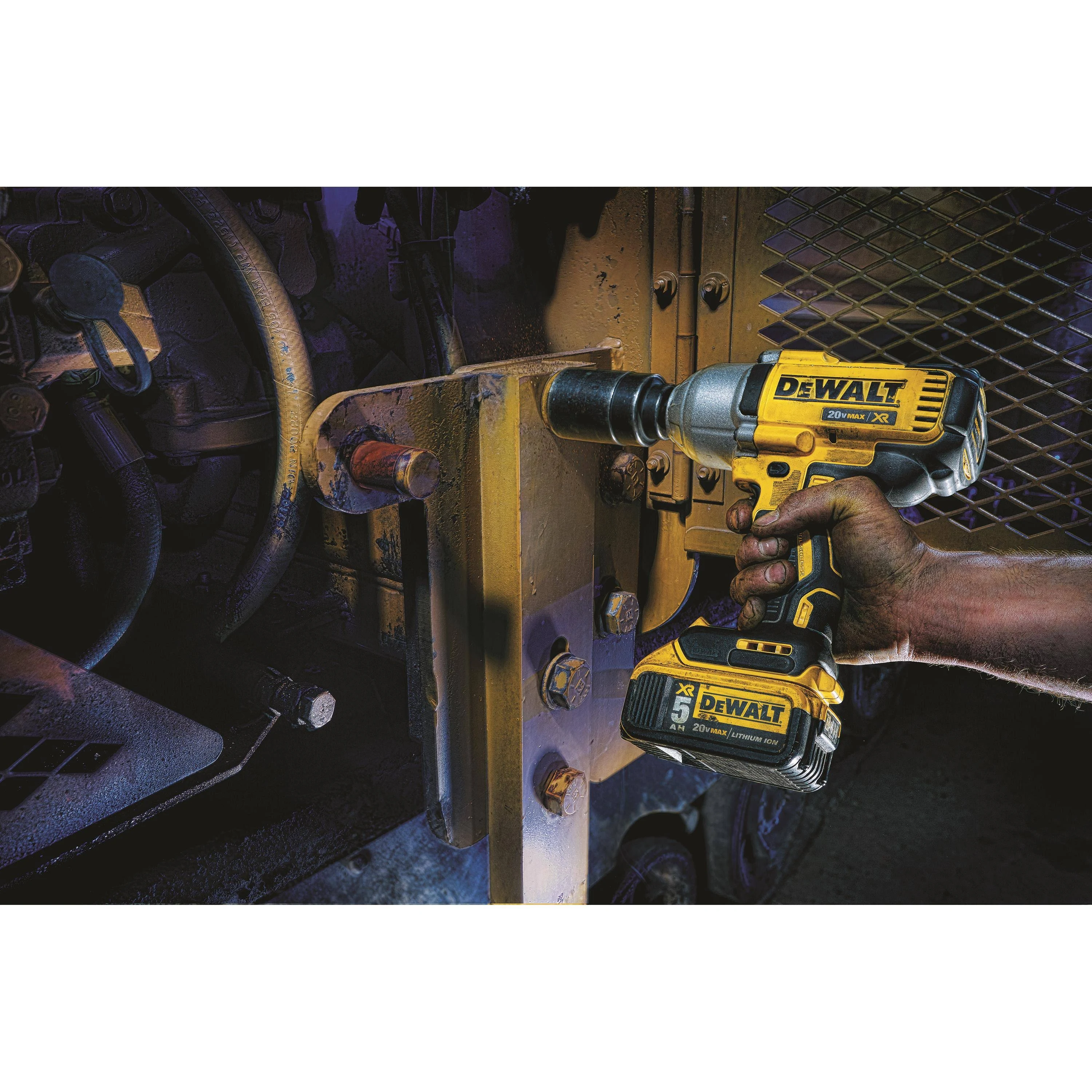 Dewalt Cordless Impact Wrench  C 1/2″- 20.0V