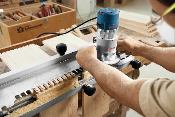 Bosch 1617EVSPK  C 2.25 HP Combination plunge- and Fixed-Base Router