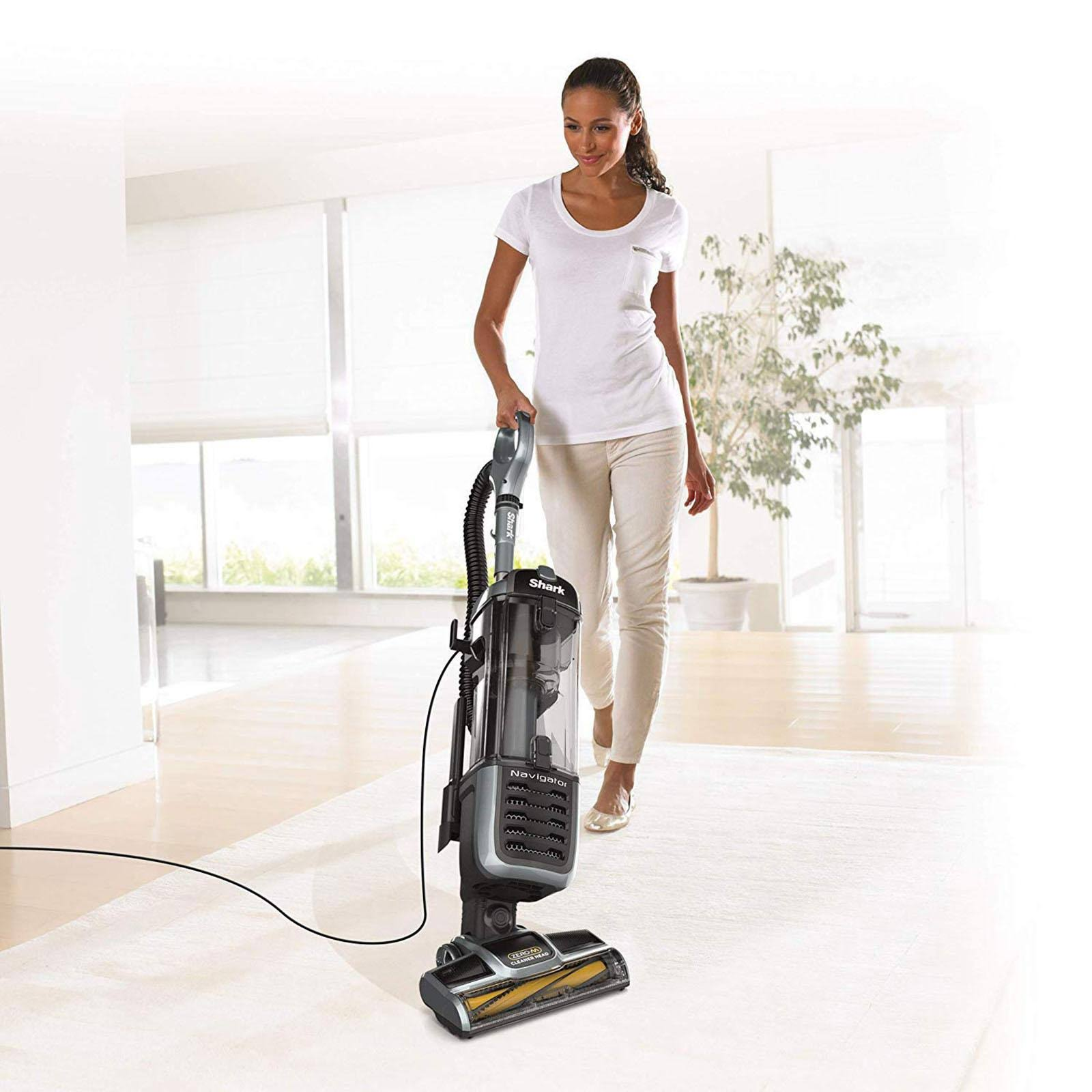 Shark Navigator Zu62 Pet Pro Self-Cleaning Brushroll Upright Vacuum